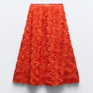 Zara Vibrant Red Rose Textured A-Line Skirt 💃